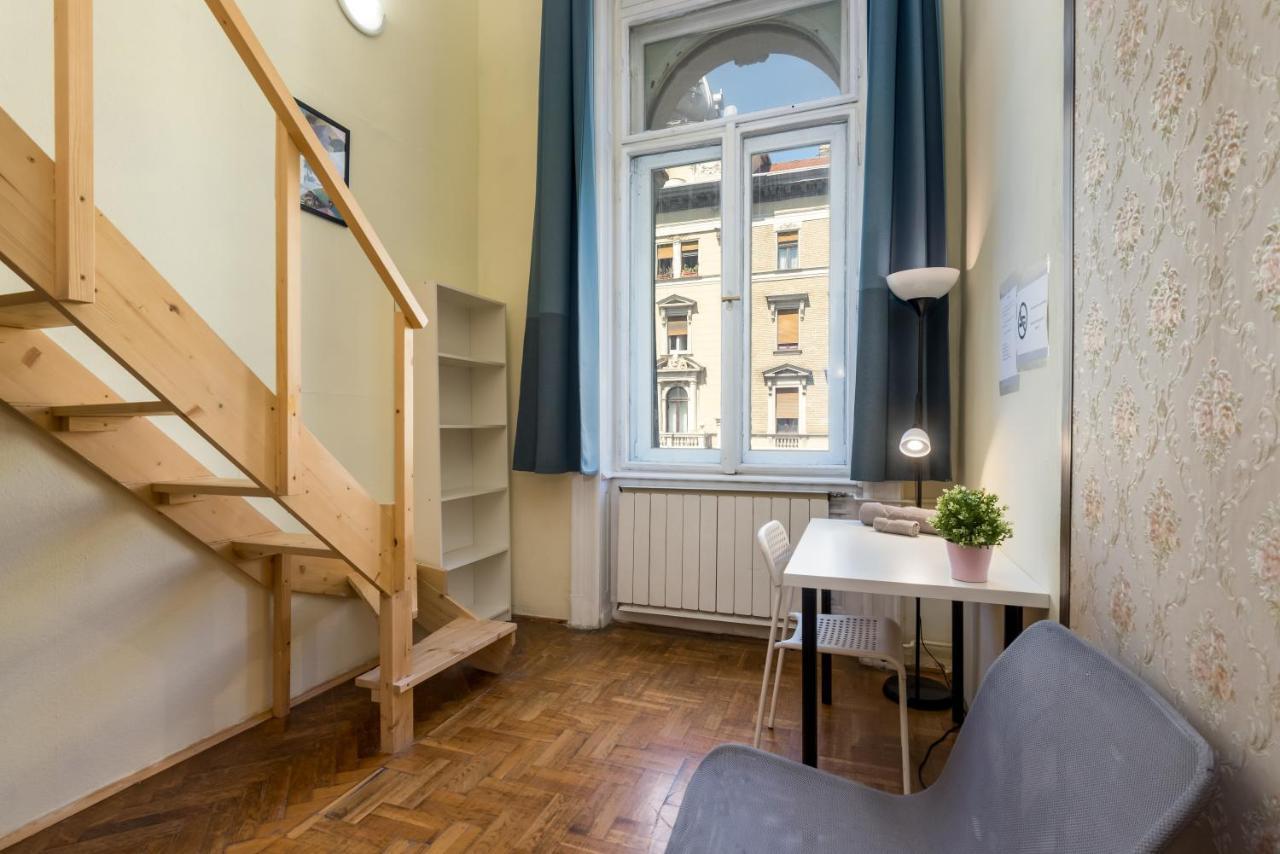 Budapest Three Cats Hostel Ngoại thất bức ảnh